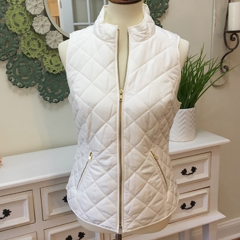 Crown & Ivy Puffer Vest - A